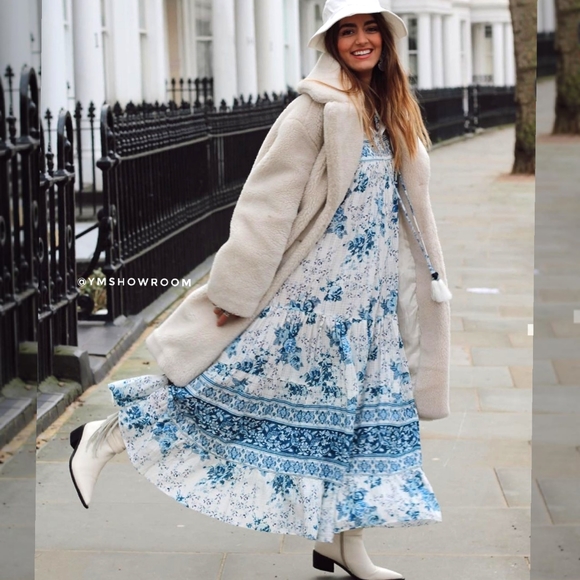 Zara Dresses & Skirts - ZARA Floral maxi dress